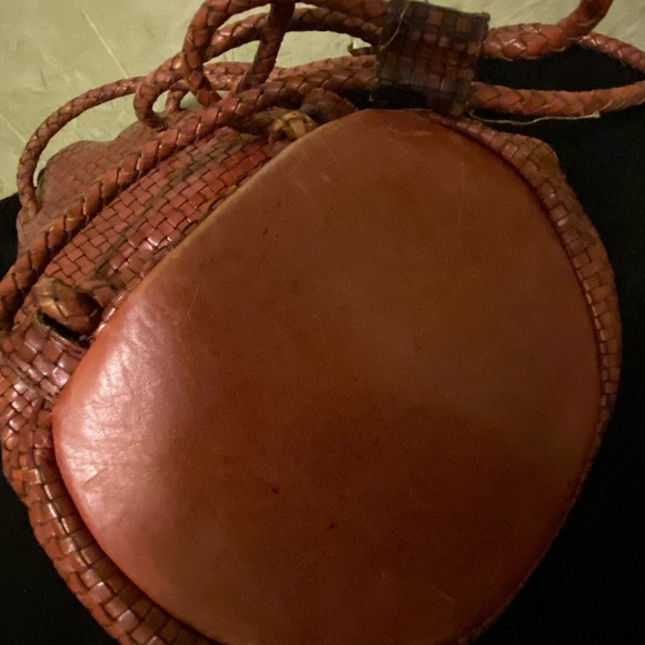 Lord & Taylor Hobo bucket bag. Weave style leather. lots of life left. - Picture 5 of 6